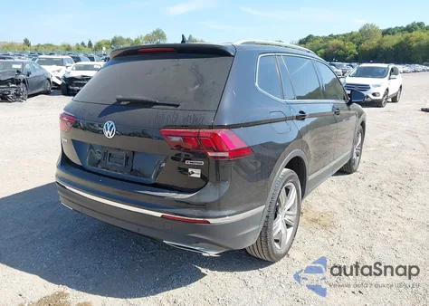 2020 Volkswagen Tiguan 2.0T Se/2.0T Se R-Line Black/2.0T Sel from USA, damaged, VIN 3VV2B7AX7LM096848